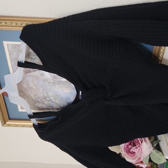 Chunky knit tie long sleeve Fashion nova sweater M Goth BASICS - Picture 2 of 11